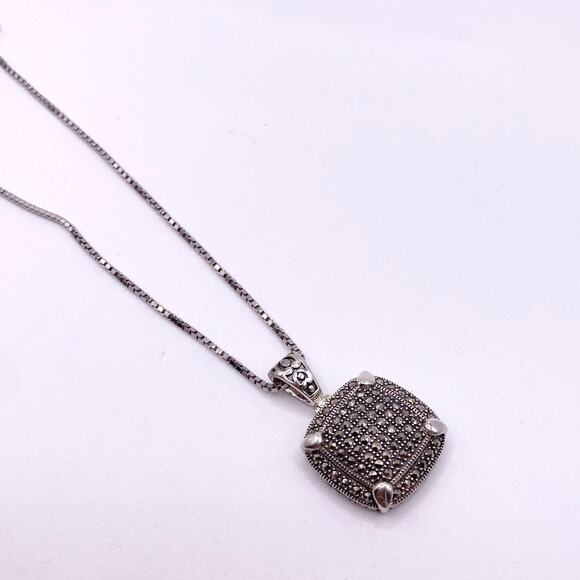 Sterling Silver Necklace with Marcasite Box Pendant 16” New With Tag - Picture 5 of 6